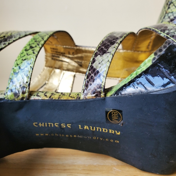 Chinese Laundry Snakeskin Heels - Picture 10 of 13
